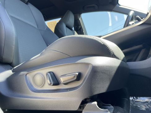 Used 2025 Subaru Solterra w/ Touring Package image 5