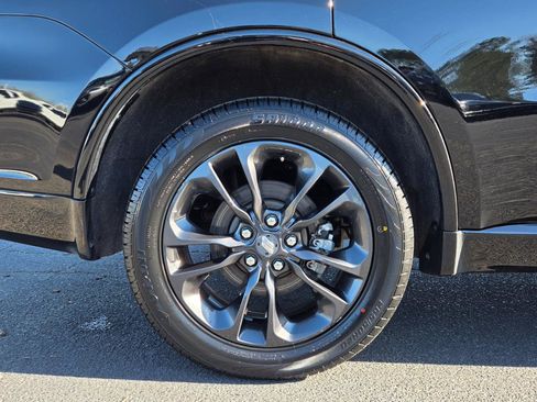 Used 2023 Dodge Durango GT image 17