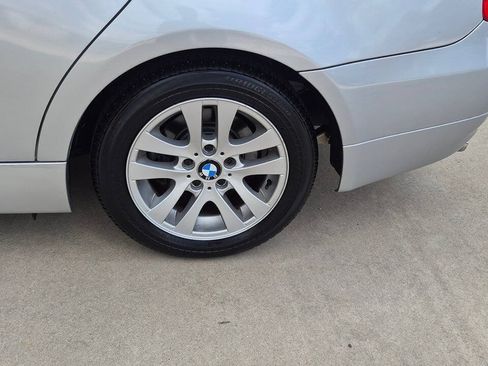 Used 2006 BMW 325i Sedan RWD image 18