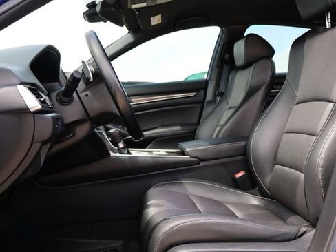 Used 2021 Honda Accord Sport image 9