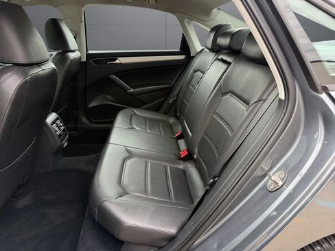 Used 2019 Volkswagen Passat 2.0T Wolfsburg FWD image 19