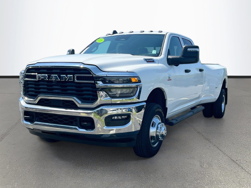Used 2026 RAM 3500 Tradesman AWD/4WD image 3