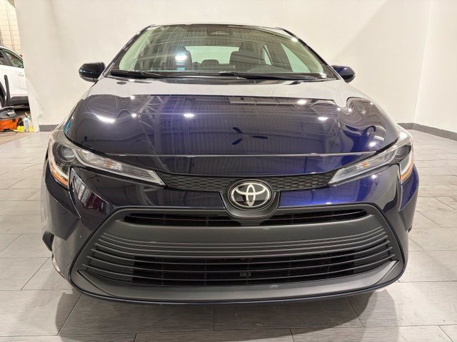 Used 2024 Toyota Corolla LE w/ LE Convenience Package FWD image 8