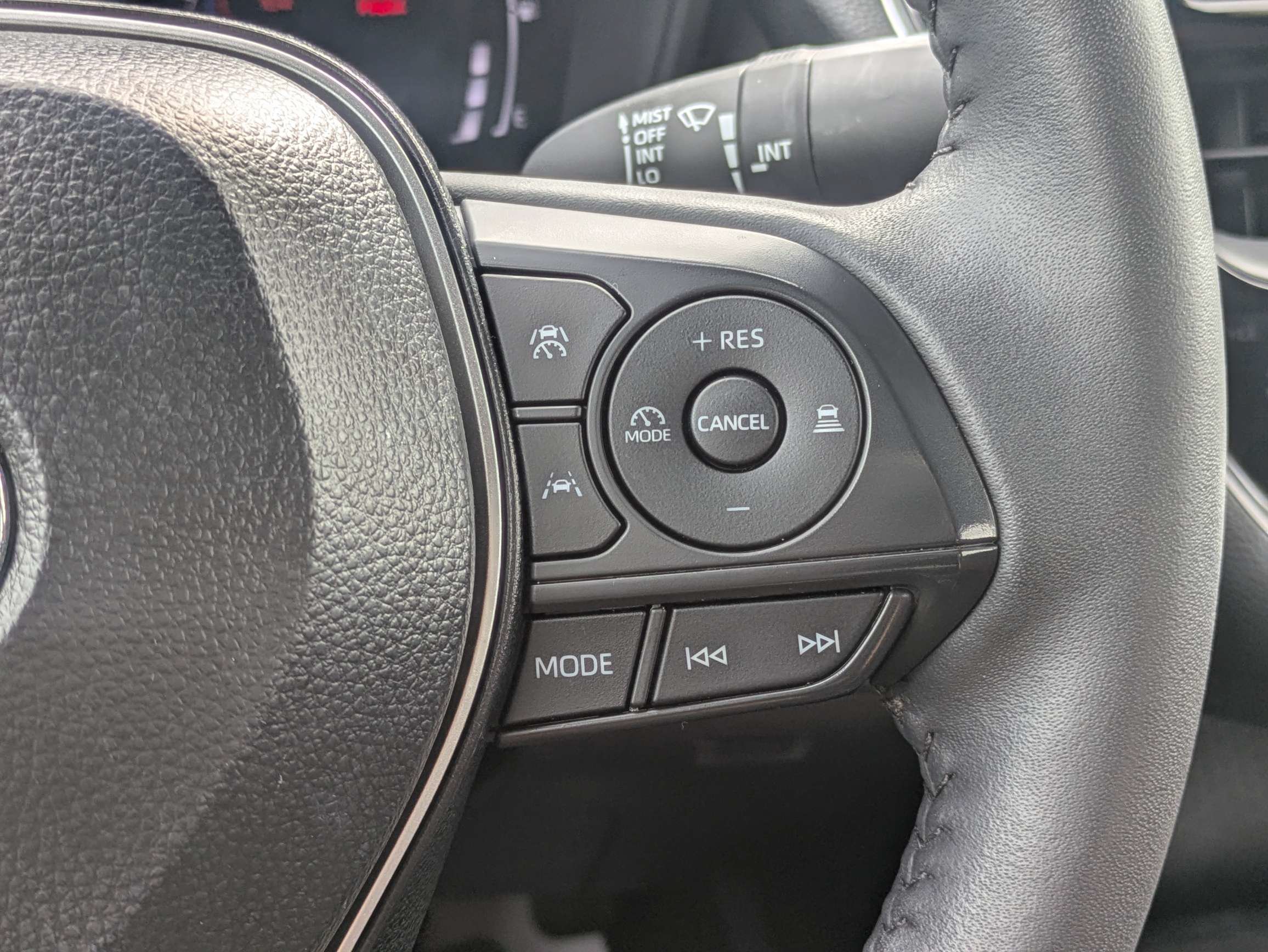 Used 2026 Toyota Corolla SE FWD image 23