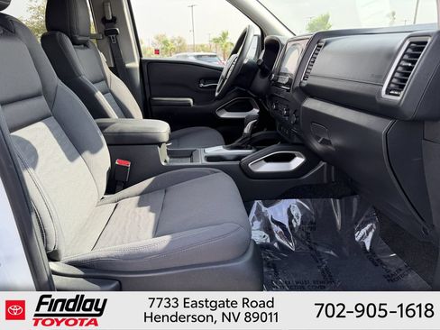 Used 2023 Nissan Frontier SV w/ Technology Package RWD image 15