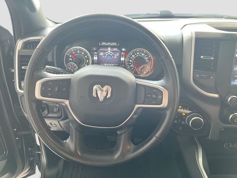 Used 2022 RAM 1500 Big Horn AWD/4WD image 11