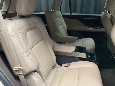 Used 2023 Lincoln Aviator Reserve w/ Equipment Group 201A AWD/4WD image 14