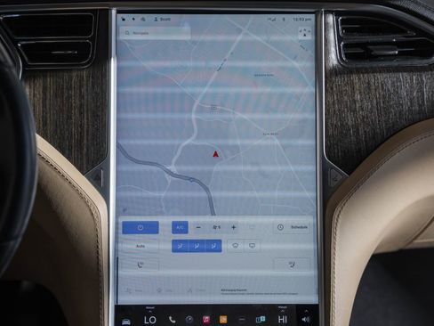 Used 2013 Tesla Model S image 18