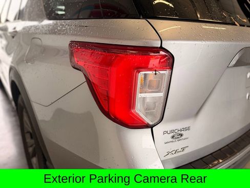 Used 2021 Ford Explorer XLT w/ Equipment Group 202A image 9