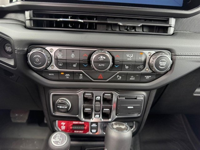 New 2026 Jeep Wrangler Unlimited Rubicon 392 w/ Quick Order Package 27X Moab AWD/4WD image 15
