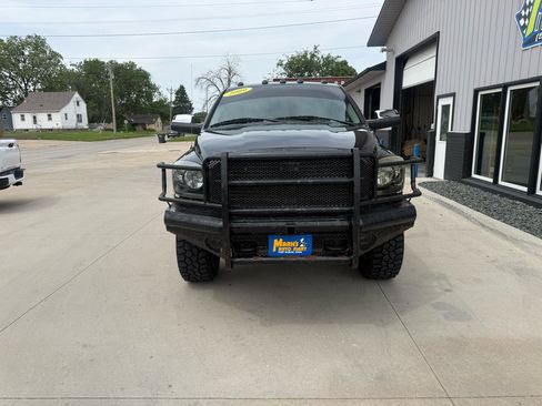 Used 2009 Dodge Ram 2500 Truck SLT w/ Trailer Tow Group AWD/4WD image 2