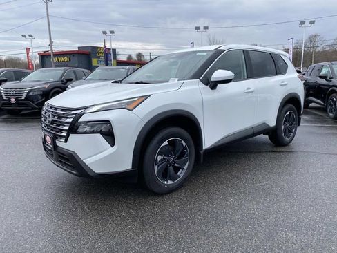 New 2026 Nissan Rogue SV w/ Cold Weather Package AWD/4WD image 1