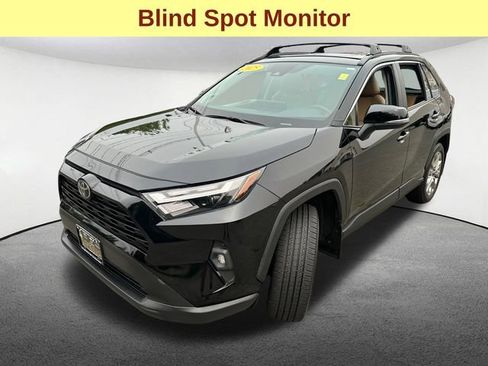 Used 2025 Toyota RAV4 XLE Premium w/ Weather Package AWD/4WD image 5
