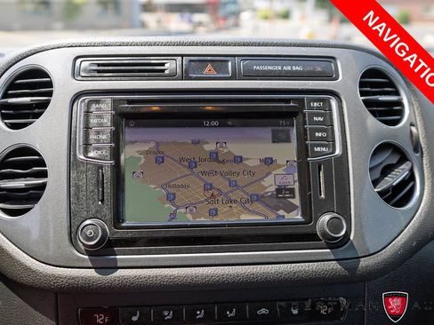 Used 2017 Volkswagen Tiguan Sport AWD/4WD image 5