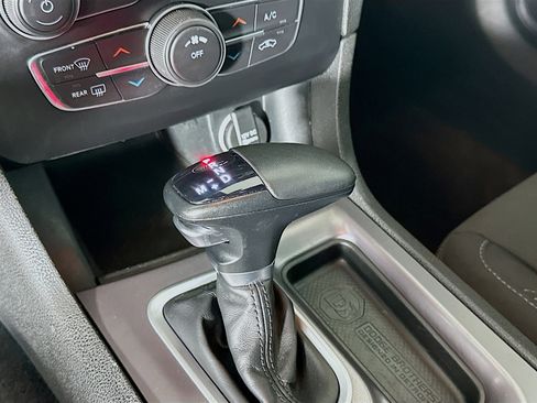 Used 2023 Dodge Charger SXT image 23