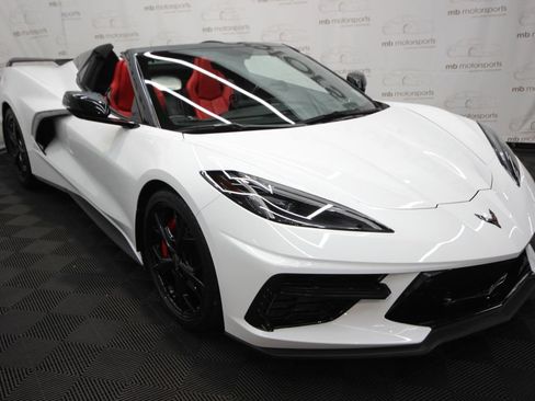 Used 2021 Chevrolet Corvette Stingray Preferred Conv w/ Z51 Performance Package RWD image 45