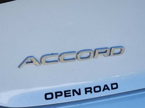 Used 2025 Honda Accord Sport image 29