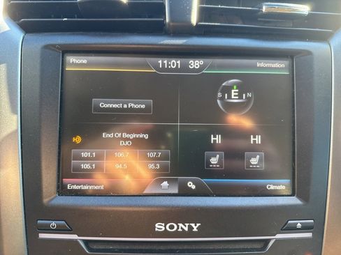 Used 2015 Ford Fusion Titanium image 37