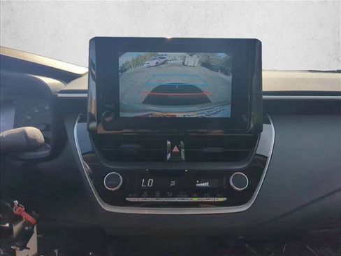 Certified 2025 Toyota Corolla LE image 17