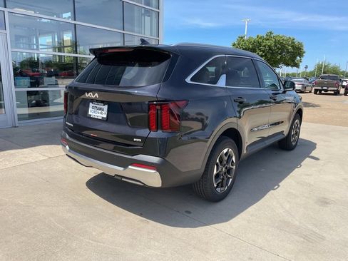 New 2026 Kia Sorento S AWD/4WD image 5