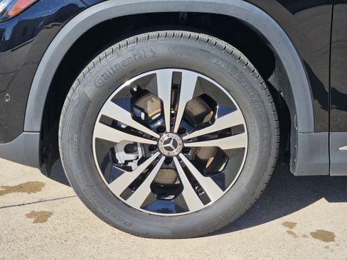 Certified 2024 Mercedes-Benz GLA 250 4MATIC image 11