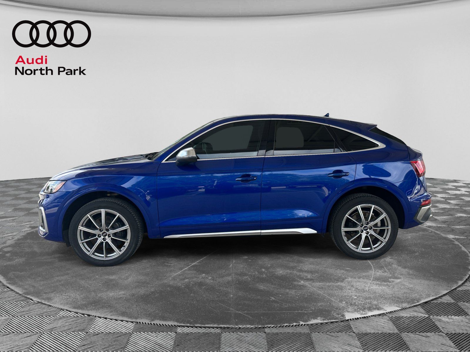 Used 2022 Audi SQ5 Premium Plus AWD/4WD image 2