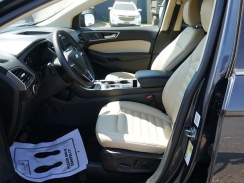 Used 2024 Ford Edge SEL w/ Convenience Package AWD/4WD image 2