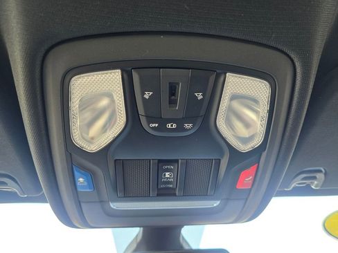 Used 2019 RAM 1500 Big Horn image 25