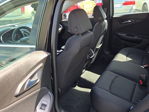 Used 2023 Chevrolet Malibu LT image 7