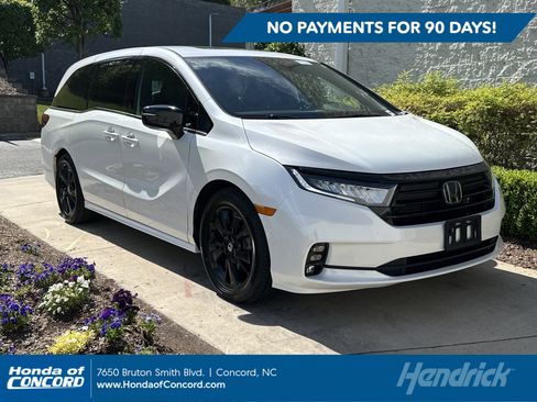 Certified 2023 Honda Odyssey Sport image 1