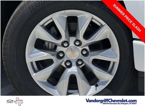 New 2026 Chevrolet Silverado 1500 Custom RWD image 9