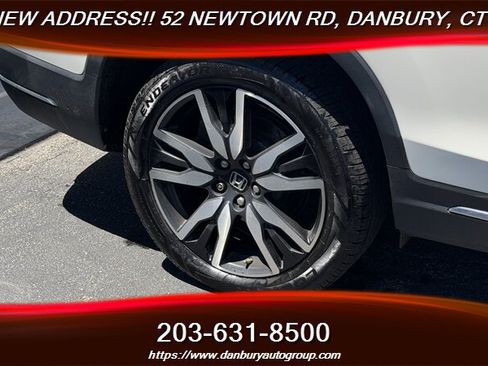 Used 2019 Honda Pilot Touring image 9