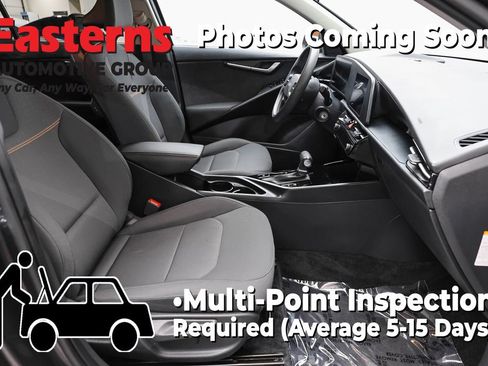 Used 2025 Kia Niro LX FWD image 23