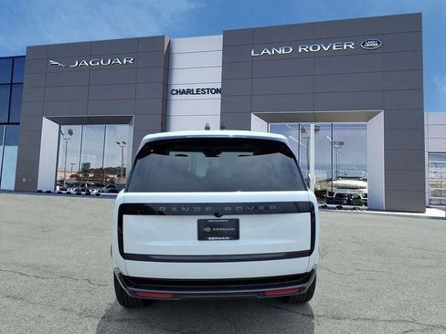 New 2026 Land Rover Range Rover SE AWD/4WD image 4