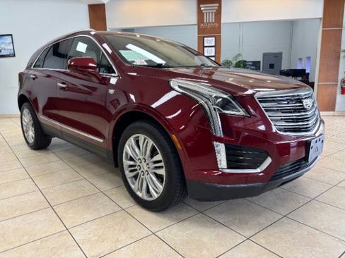 Used 2017 Cadillac XT5 Premium Luxury AWD/4WD image 1