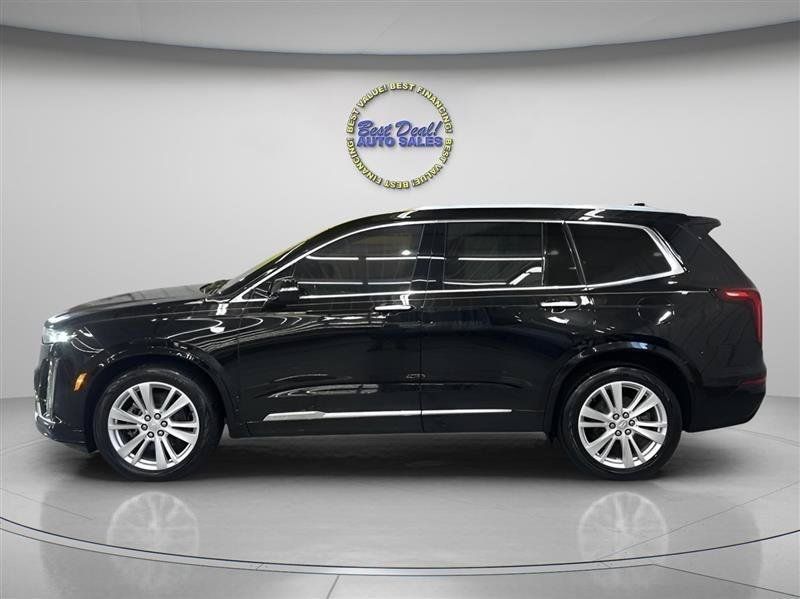 Used 2021 Cadillac XT6 Premium Luxury FWD image 2
