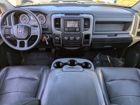 Used 2019 RAM 1500 Express w/ Express Value Package image 15