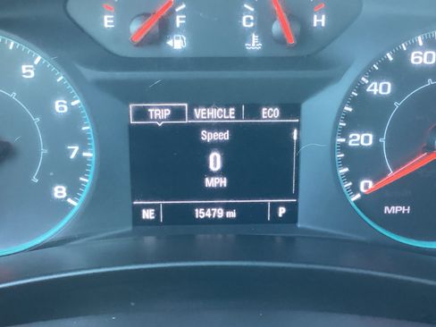 Used 2023 Chevrolet Equinox LS image 3