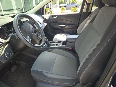 Used 2018 Ford Escape SE AWD/4WD image 3