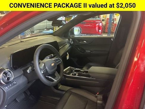 New 2026 Chevrolet Equinox LT w/ Convenience Package II image 2