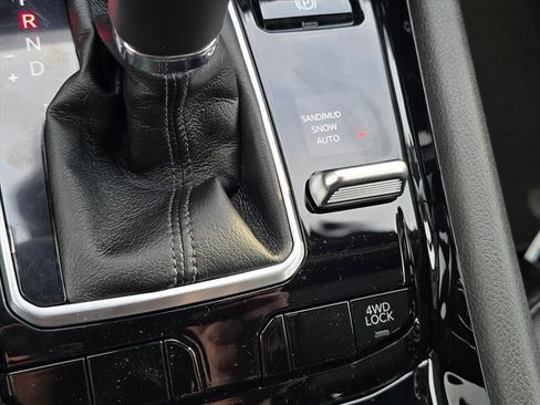 New 2026 Jeep Compass Latitude image 11