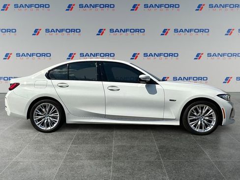 Used 2023 BMW 330e xDrive w/ Premium Package AWD/4WD image 6