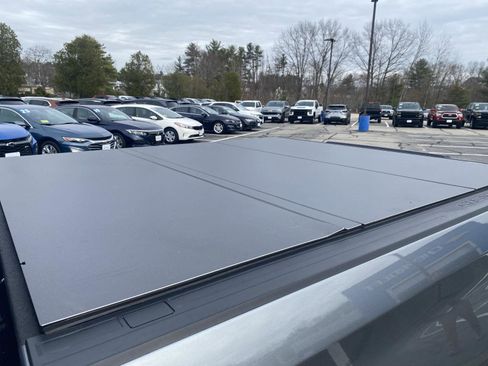 Used 2022 Chevrolet Silverado 1500 LT image 13