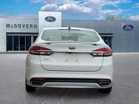 Used 2017 Ford Fusion Titanium FWD image 7