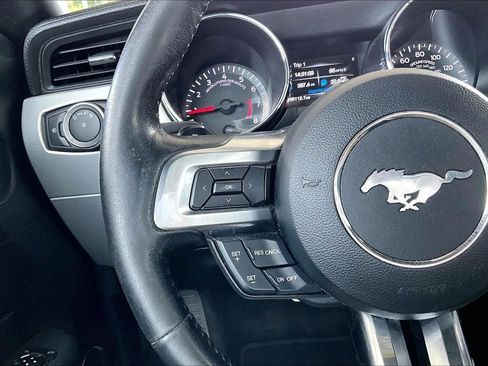 Used 2016 Ford Mustang Premium RWD image 10