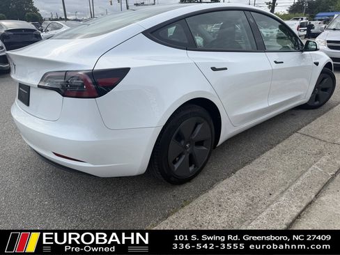 Used 2023 Tesla Model 3 Standard Range RWD image 5