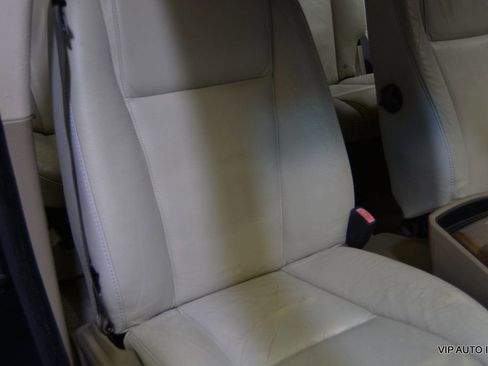 Used 2011 Volvo XC90 3.2 image 16