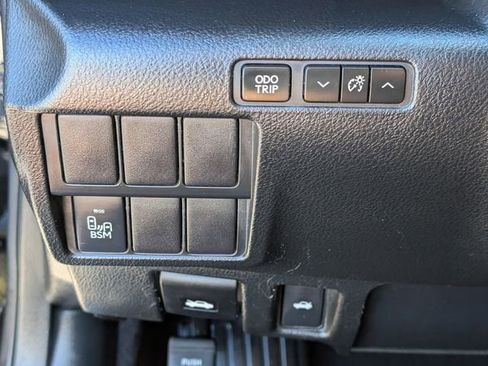 Used 2015 Lexus RC 350 AWD w/ Navigation System Package image 35