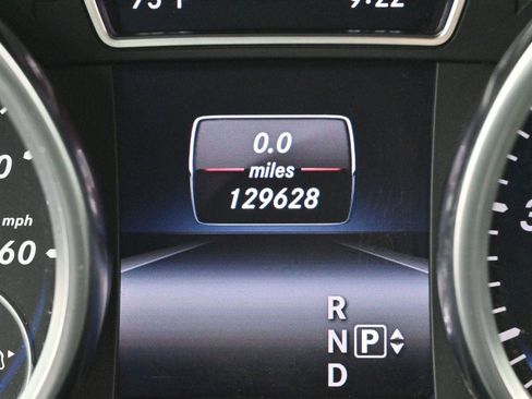 Used 2014 Mercedes-Benz ML 350 4MATIC image 23