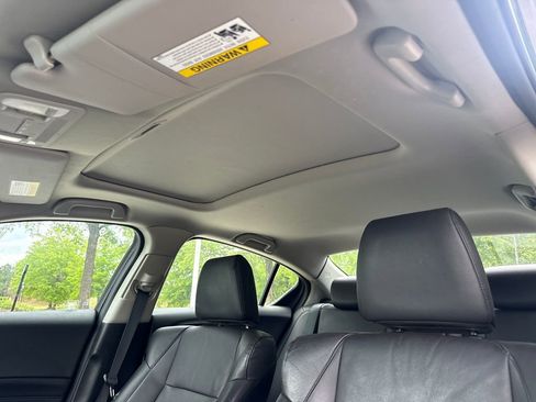 Used 2013 Acura ILX w/ Technology Package image 29